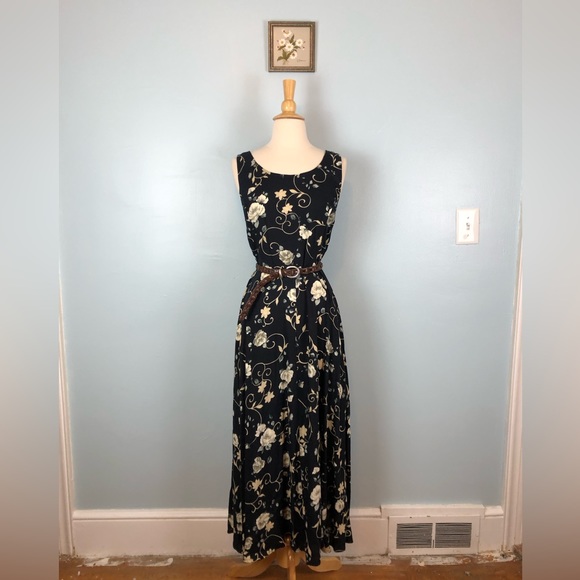 All that Jazz Dresses 9s All That Jazz Floral Corset Back Dress